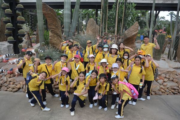 โรงเรียนปรีชานุศาสน์